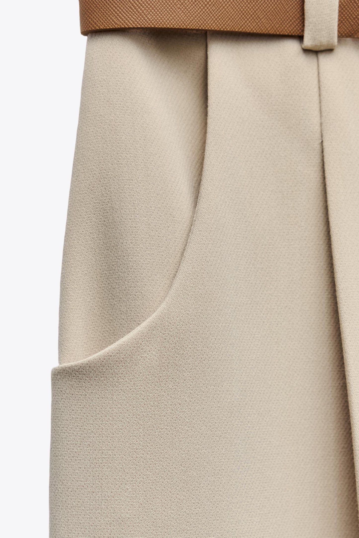 Belted Pleated Beige pants