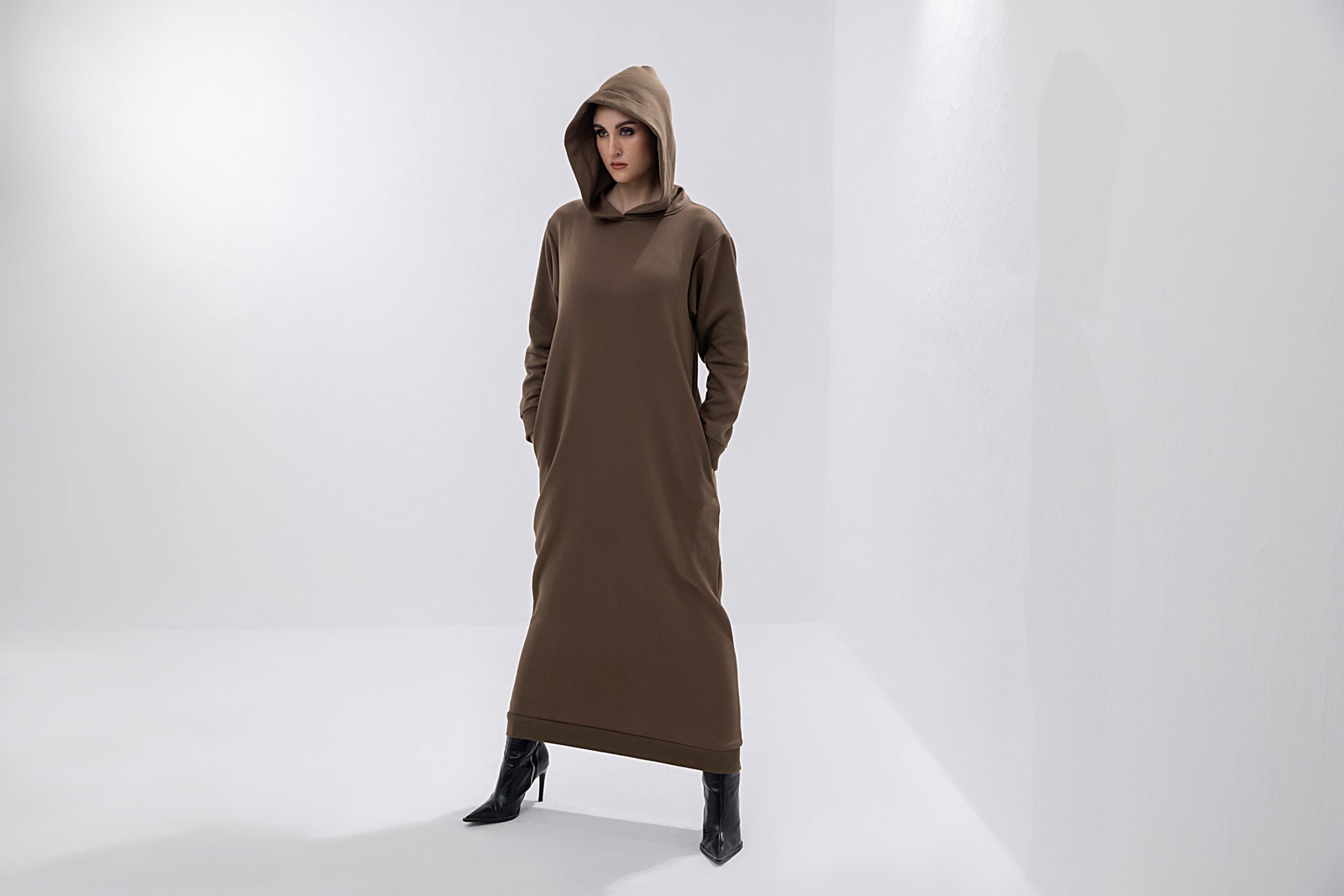 Women's hooded rib brown bodycon. 