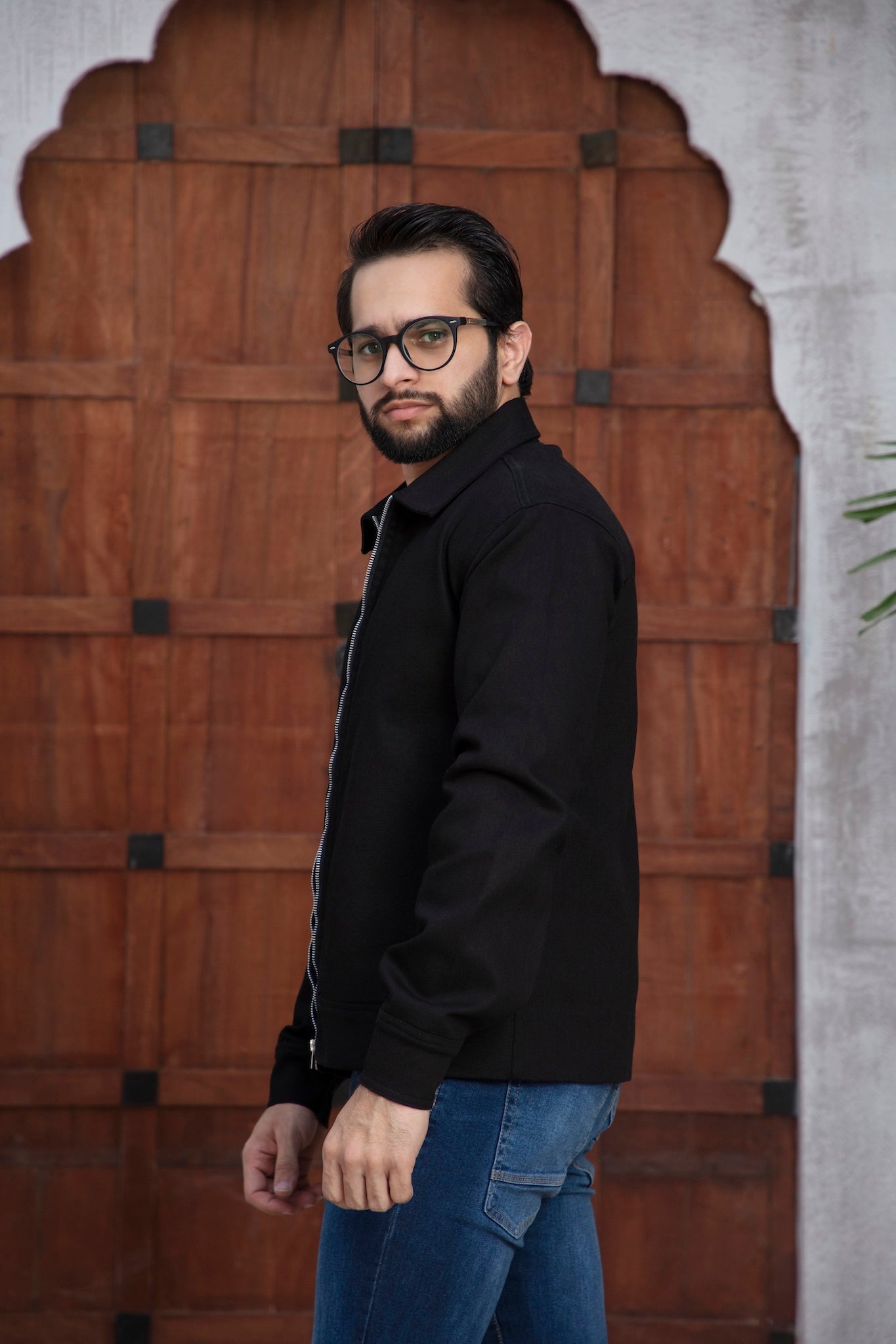 Cropped and padded shoulder Black Monarch Mens Jacket