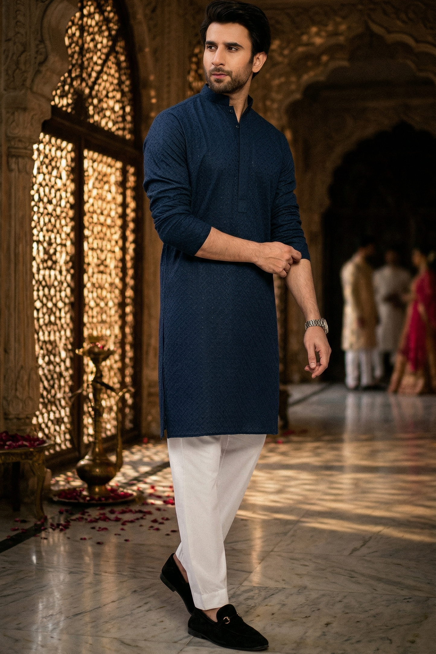 Navy Blue Men's kurta Embroidered (Chikan Kari)