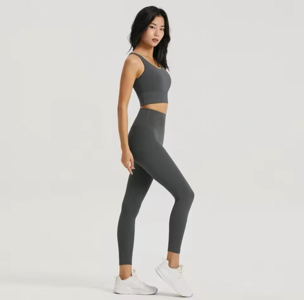 Dark Grey Basic Crop Top & Leggings in Yoga Stretch