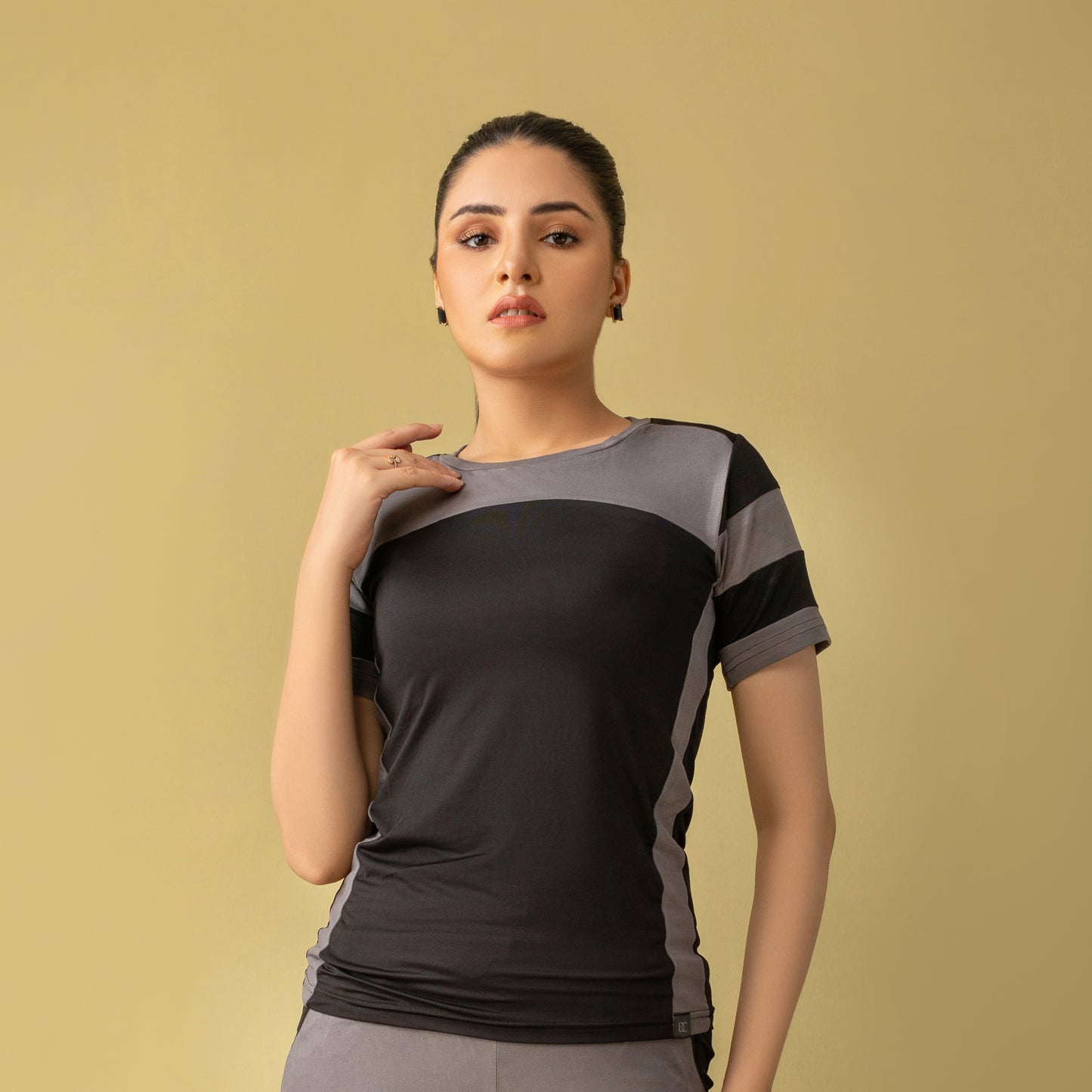 Stealth Power Activewear T-shirt (Grey And Black)