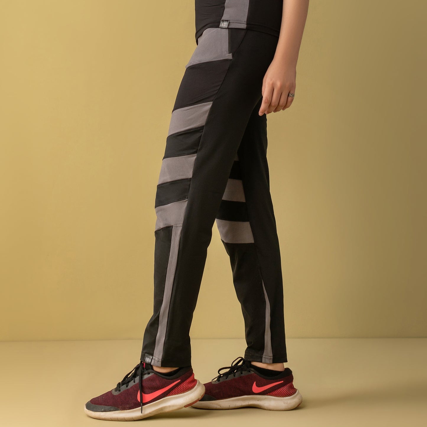 Stealth Power Activewear trouser (Grey And Black)