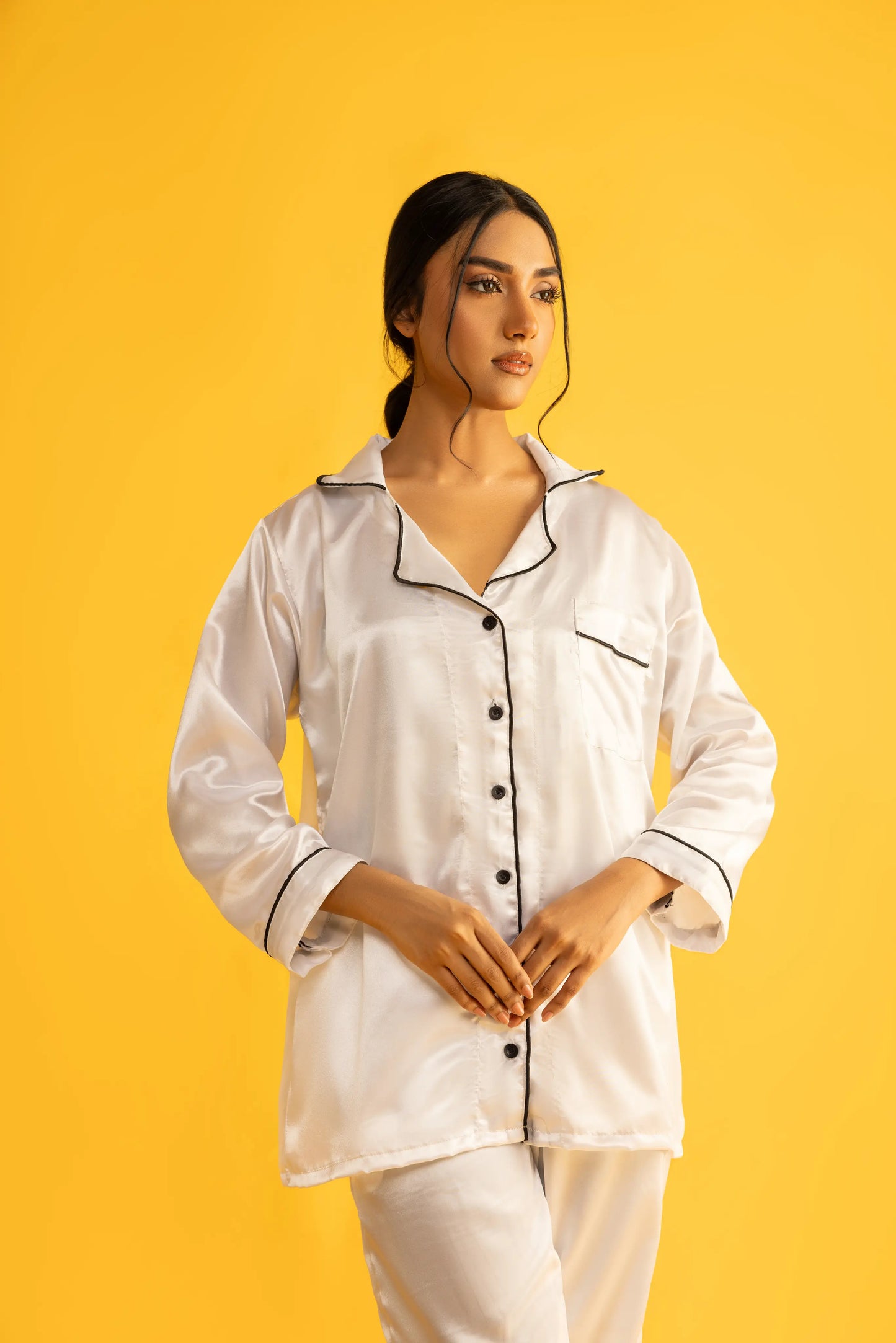 White Silk Satin Women‘s Pajamas Set Notched Collar Top & Wide Leg Long Pants 2 Pieces  Loungewear