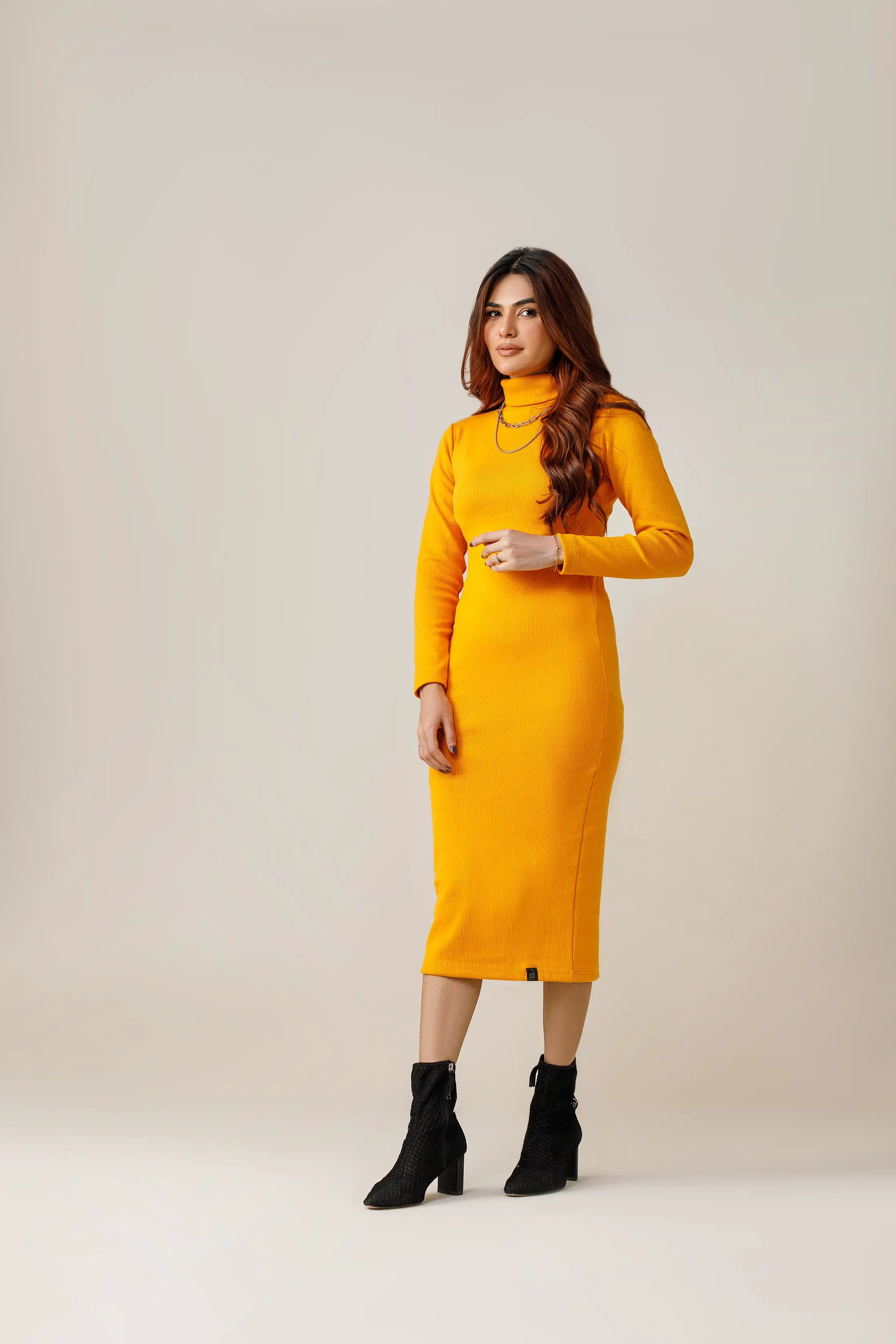 Mustard Yellow highneck Bodycon dress – Decuir