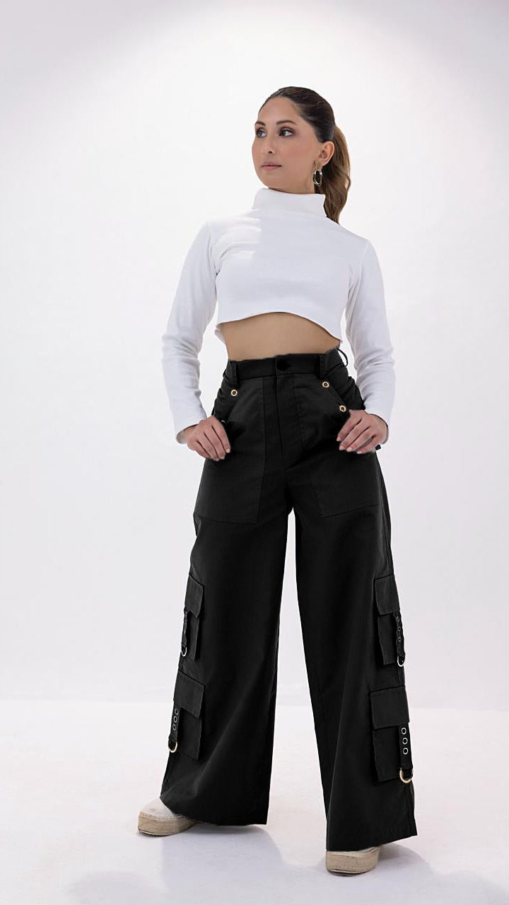 Black Venture Women's Cargo Pants
