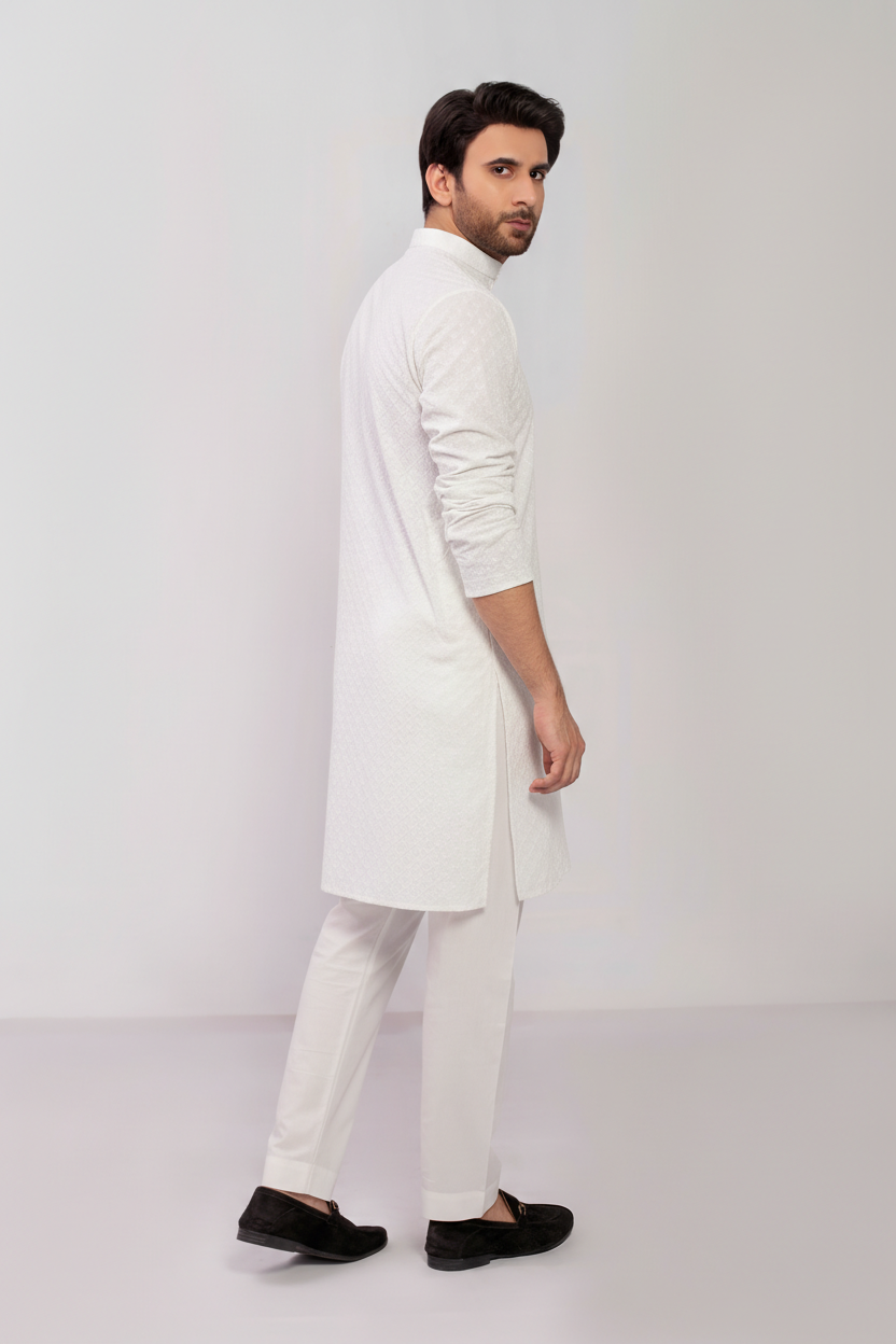 Off white Men's kurta Pajama Set Embroidered (Chikan Kari)